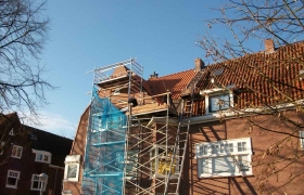 Nieuwe dakpannen - Amsterdam